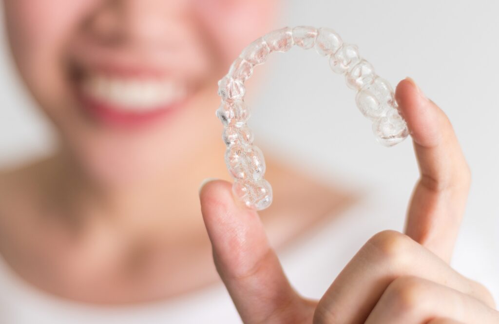 how invisalign works for straighter teeth 3
